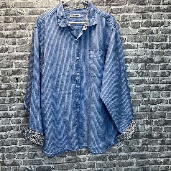 Tommy‎ Bahama shirt - Picture 1 of 7